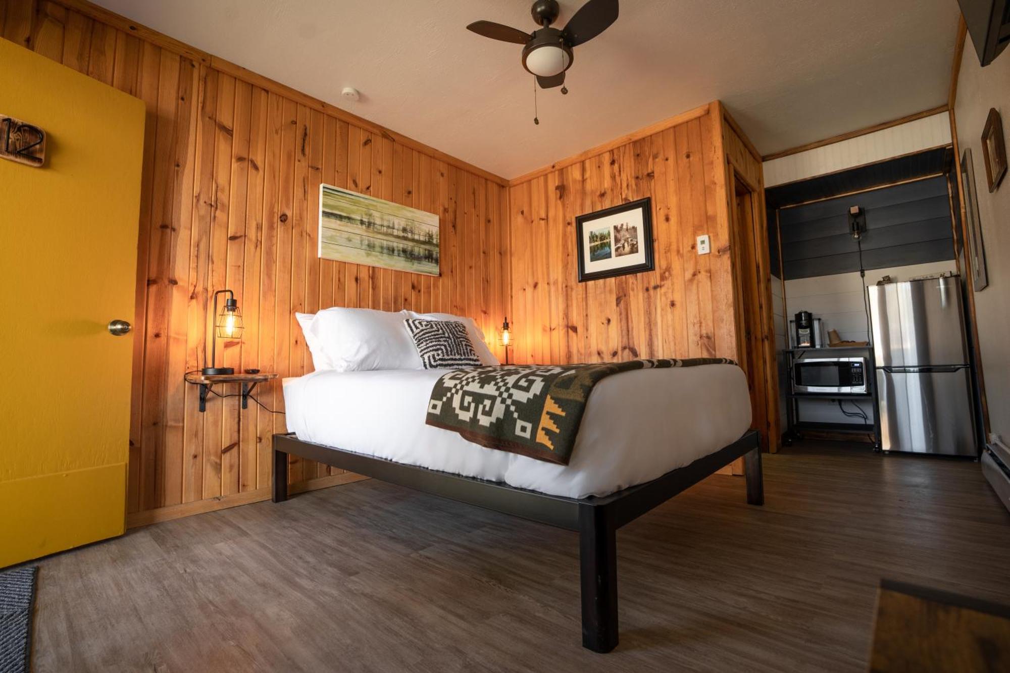 Columbia Point Resort Kettle Falls Eksteriør bilde