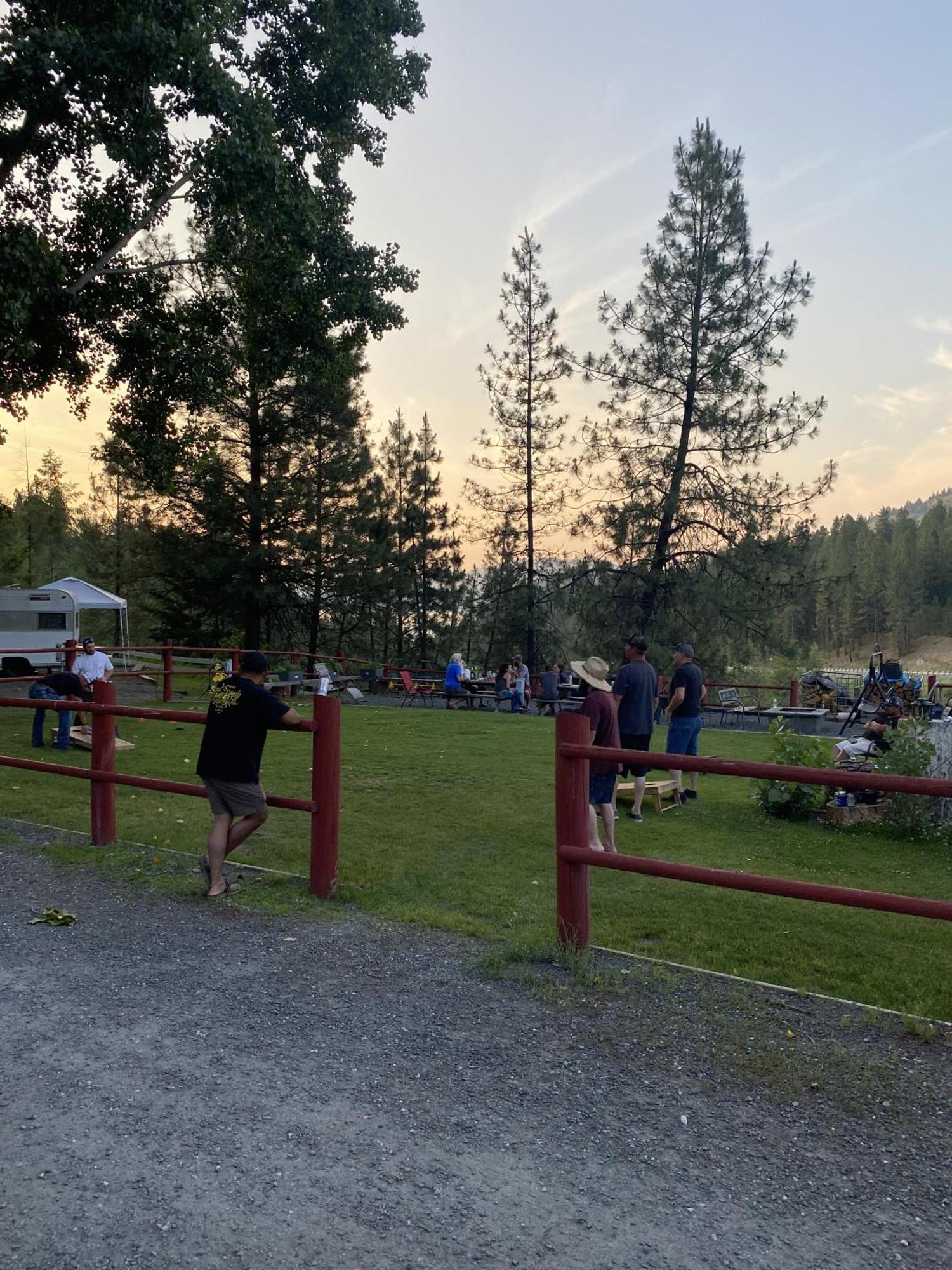 Columbia Point Resort Kettle Falls Eksteriør bilde